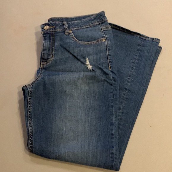 APT.9 women’s capri jeans - Picture 7 of 8
